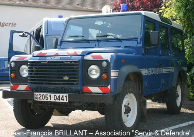 Land Rover Defender Gendarmerie — Фото прототипа 3