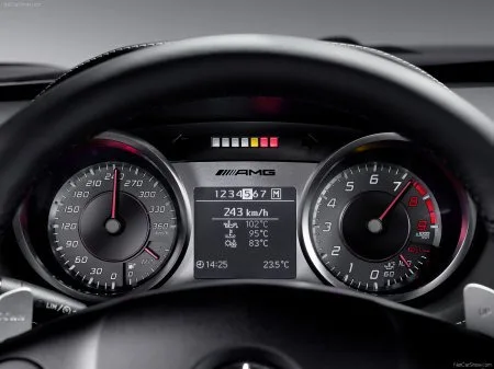 Mercedes-Benz SLS AMG дилерский — Фото прототипа 3