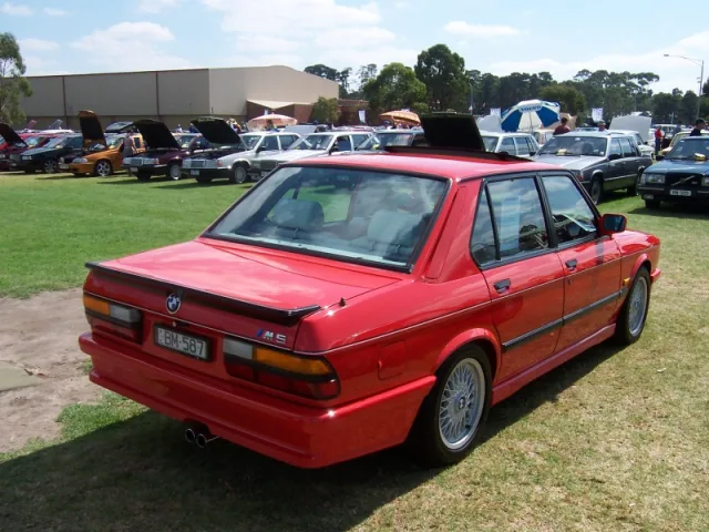 BMW M5 (E28) 1987 — Фото прототипа 4