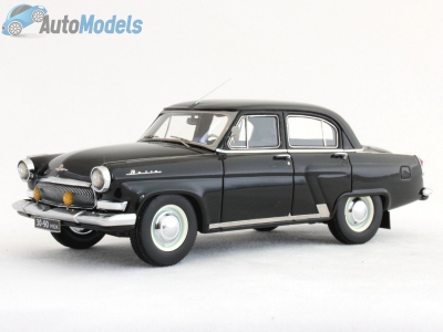 GAZ-23B Volga du film La Saison morte 1968