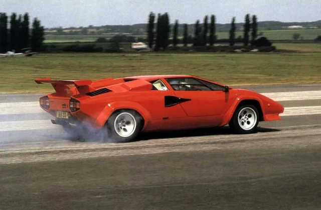 Lamborghini Countach LP500S — Foto dell’auto reale 6