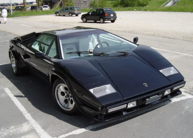 Lamborghini Countach LP400S — Фото прототипа 5