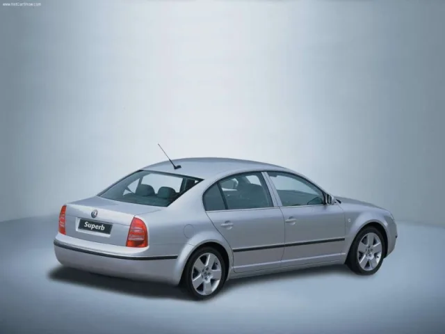 Skoda Superb 2001 — Фото прототипа 3