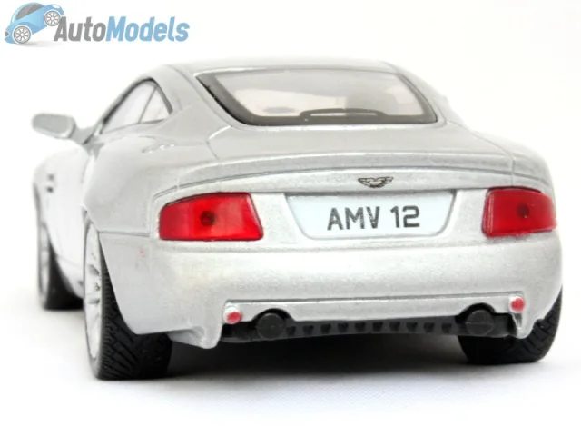 Aston Martin V12 Vanquish — Le mie foto del modello 7