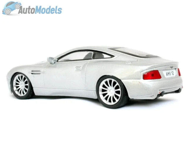 Aston Martin V12 Vanquish — Le mie foto del modello 8