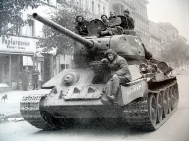 Танк Т-34/76 — Фото прототипа 5