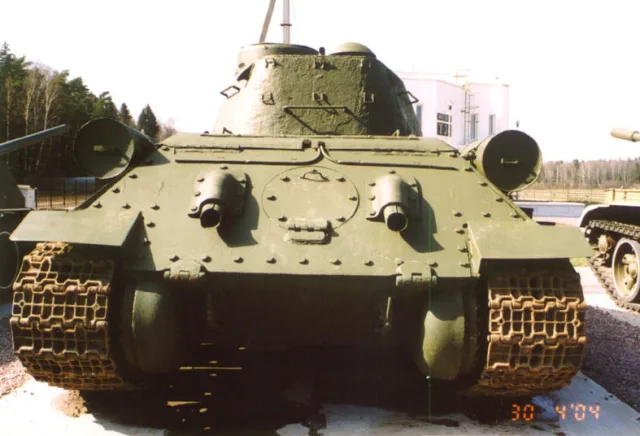 Танк Т-34/76 — Фото прототипа 3