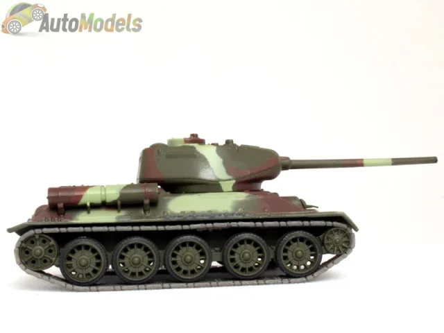 Танк Т-34-85 — Мої фото моделі 5