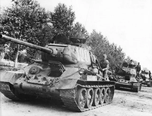 Танк Т-34-85 — Фото прототипа 9