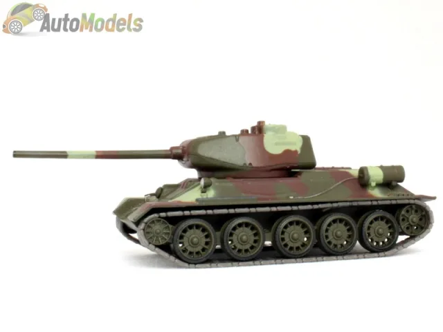 Танк Т-34-85 — Мої фото моделі 4