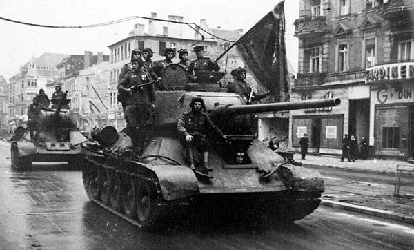 Танк Т-34-85 — Фото прототипа 6