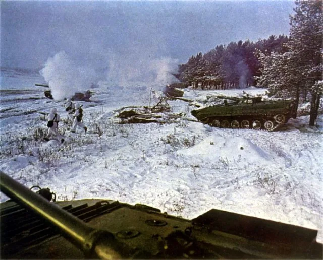 BMP-1 — Foto dell’auto reale 7
