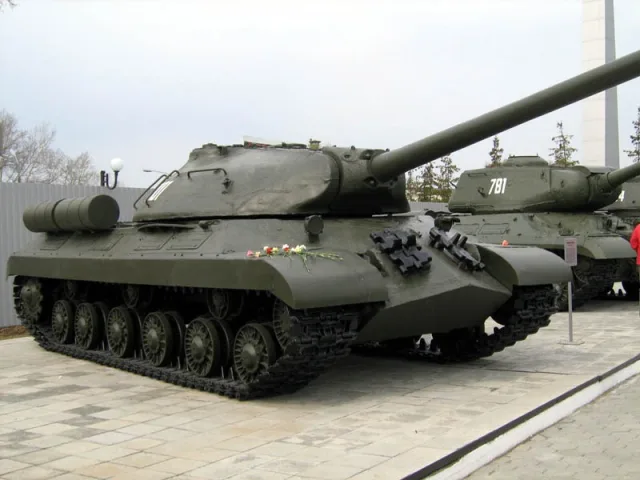 Carro armato IS-3 — Foto dell’auto reale 4