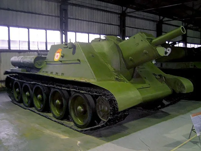 SU-122 — Foto dell’auto reale 8