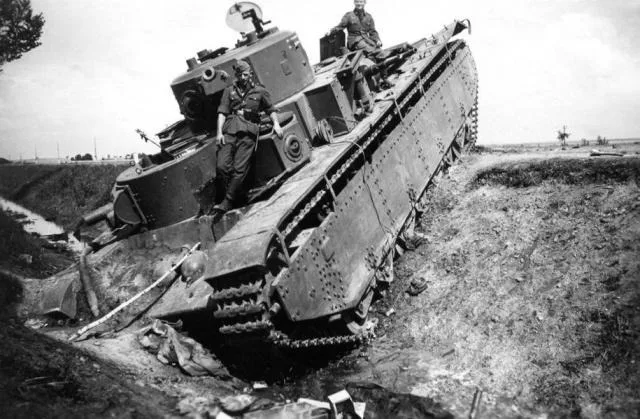 Panzer T-35 — Fotos des Vorbilds 1