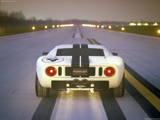 Ford GT 40 — Foto dell’auto reale 8