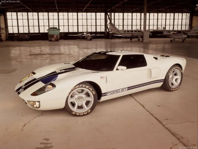 Ford GT 40 — Foto dell’auto reale 7