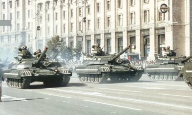 Panzer T-64 — Fotos des Vorbilds 10