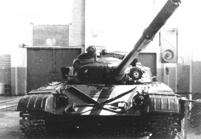 Panzer T-64 — Fotos des Vorbilds 4