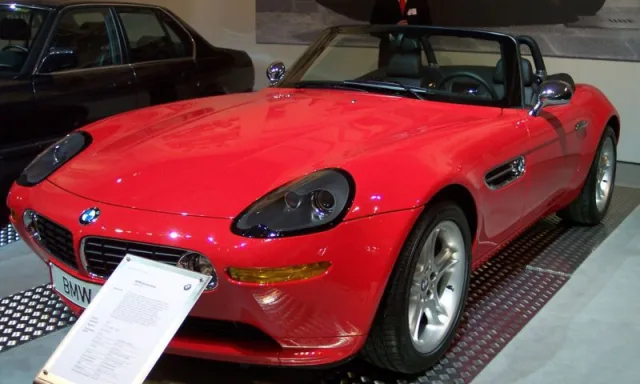 BMW Z8 — Foto dell’auto reale 3