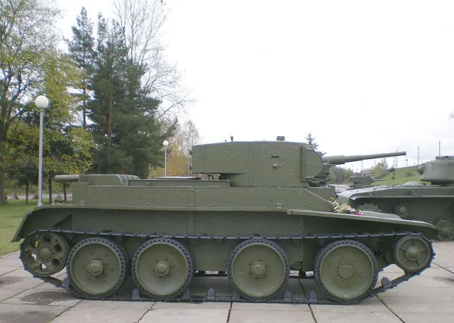 Panzer BT-5 — Fotos des Vorbilds 2