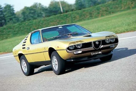 Alfa Romeo Montreal — Foto dell’auto reale 1