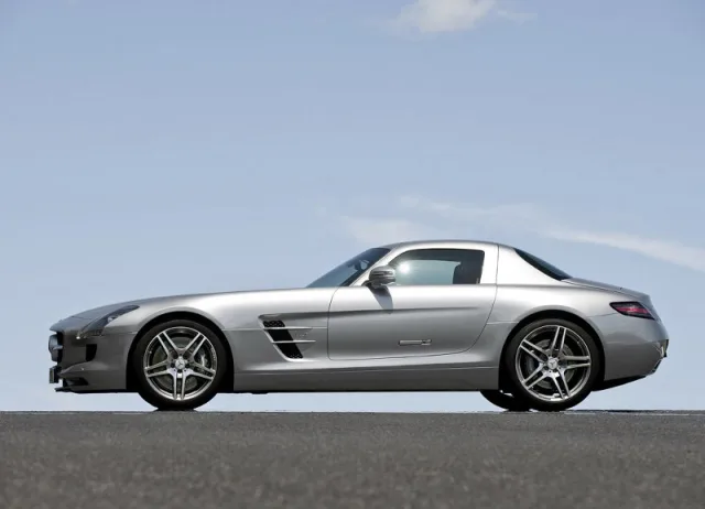 Mercedes SLS AMG — Fotos del vehículo real 8