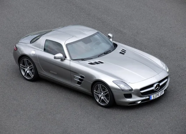 Mercedes SLS AMG — Fotos del vehículo real 9