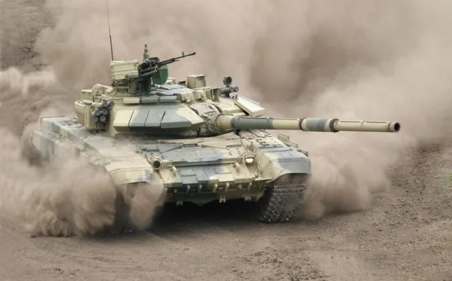 Carro armato T-90 — Foto dell’auto reale 6