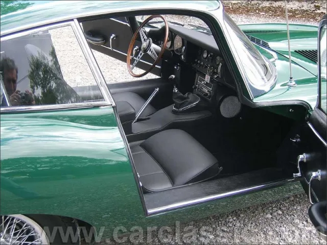Jaguar E-Type 1972 — Photos du véhicule réel 10