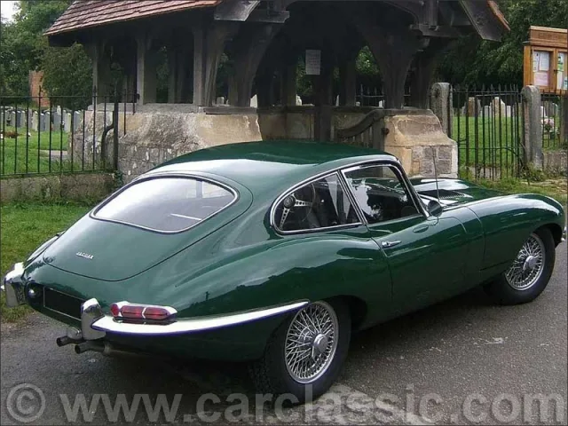 Jaguar E-Type 1972 — Photos du véhicule réel 5