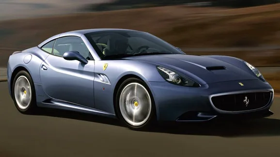 Ferrari California — Foto dell’auto reale 12