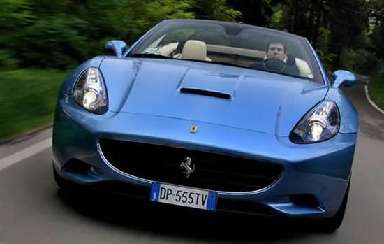 Ferrari California — Foto dell’auto reale 8