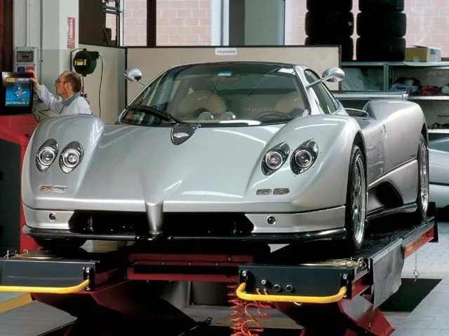 Pagani Zonda C12 S — Fotos del vehículo real 5