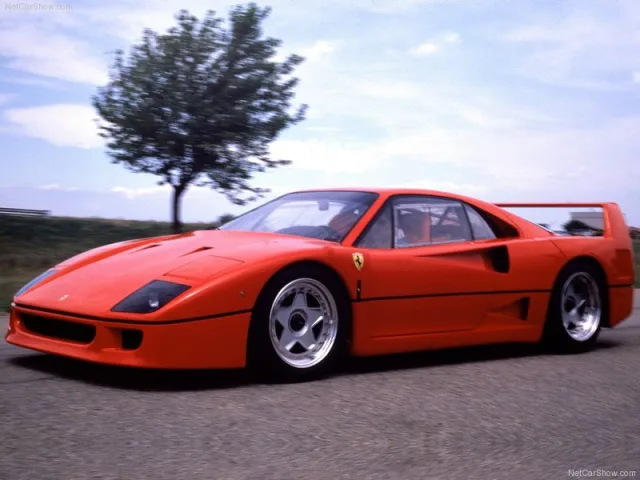 Ferrari F40 — Foto dell’auto reale 4