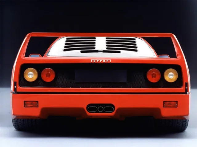 Ferrari F40 — Foto dell’auto reale 1