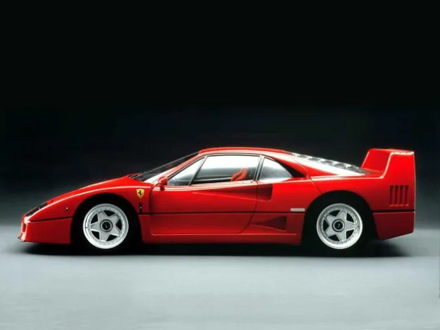 Ferrari F40 — Foto dell’auto reale 9