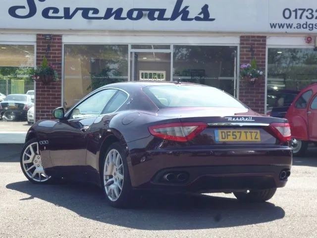 Maserati GranTurismo — Fotos del vehículo real 4