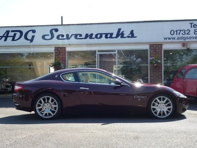 Maserati GranTurismo — Fotos del vehículo real 8