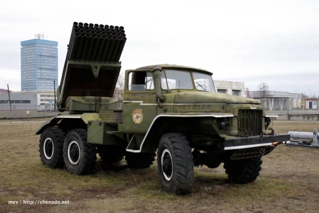 BM-21 Grad — Fotos des Vorbilds 9