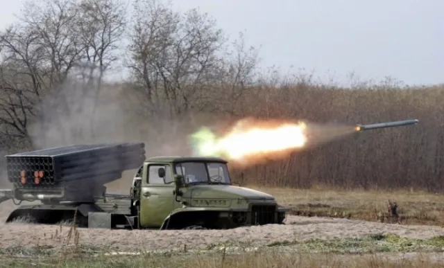 BM-21 Grad — Fotos des Vorbilds 8