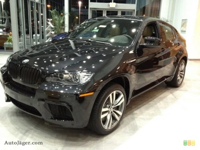 BMW X6 M — Foto dell’auto reale 5