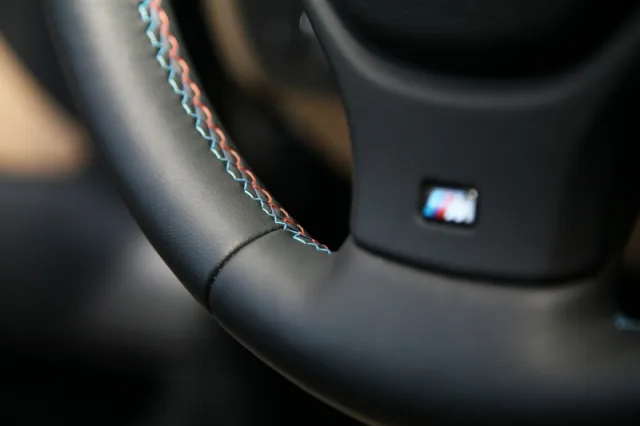 BMW X6 M — Foto dell’auto reale 2