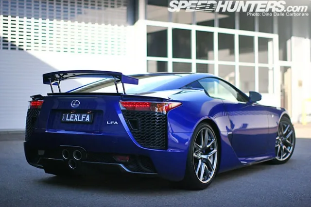 Lexus LFA — Foto dell’auto reale 8