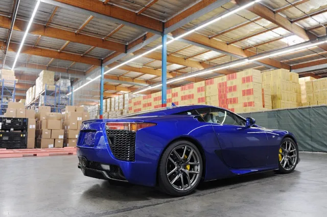 Lexus LFA — Foto dell’auto reale 9