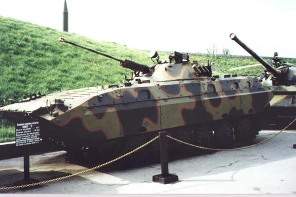 BMP-2 — Fotos del vehículo real 5