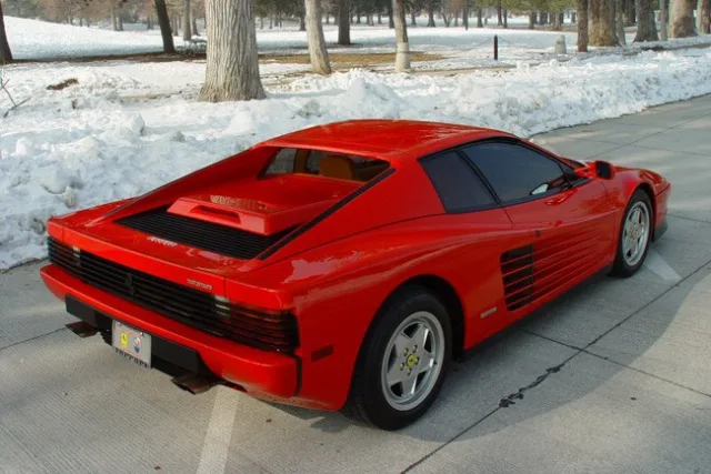 Ferrari Testarossa — Foto dell’auto reale 11