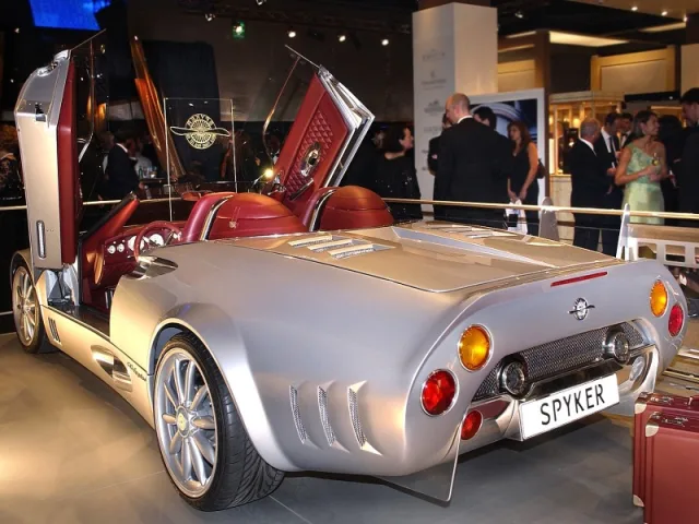Spyker C12 Spyder — Foto dell’auto reale 3