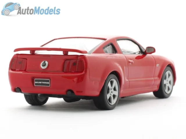 Ford Mustang GT 2005 — Le mie foto del modello 3