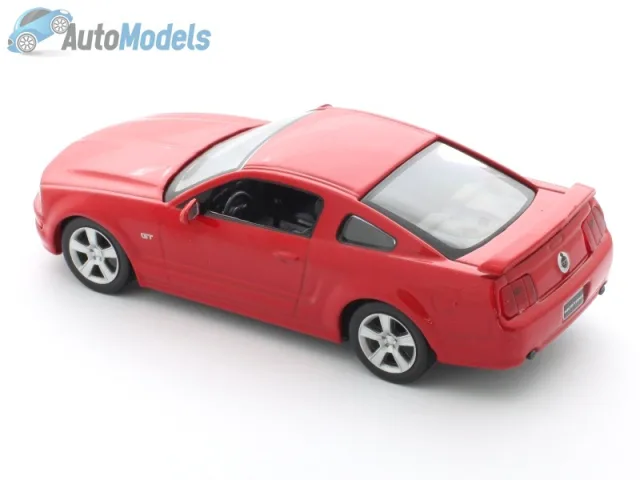 Ford Mustang GT 2005 — Le mie foto del modello 9
